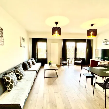 Brial 2 Bedrooms, * Antuérpia