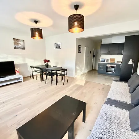 Brial 2 Bedrooms, * Anversa